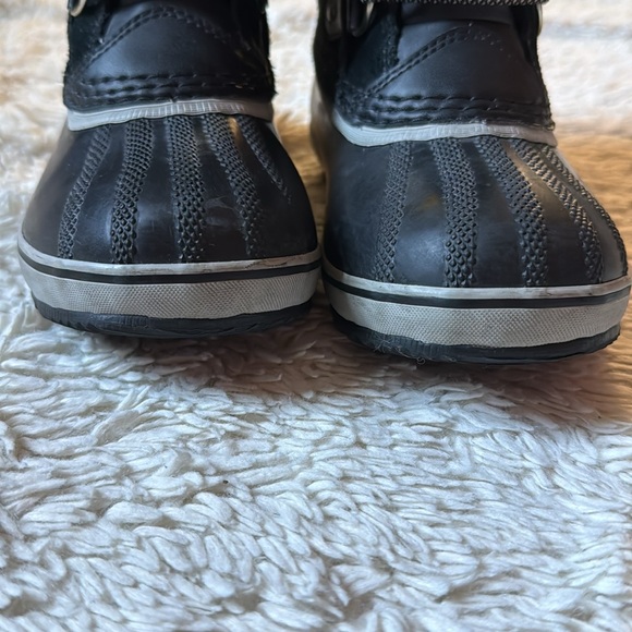 SOREL Kids' Joan of Arctic Insulated Waterproof Winter Boots size 2 - Picture 9 of 16